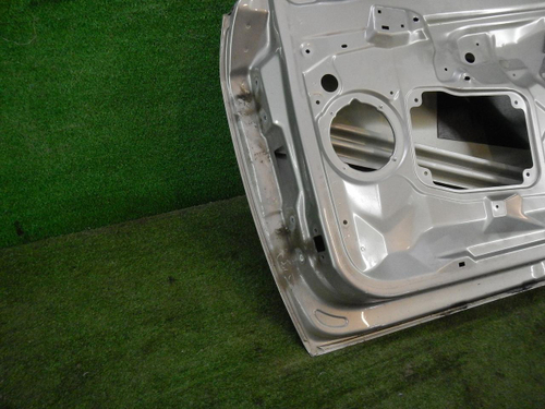 Дверь передняя правая Skoda Fabia 2 (2007-2014)