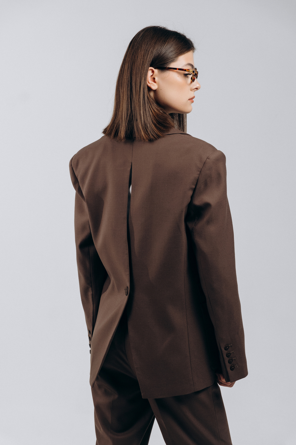 Блейзер с открытой спиной