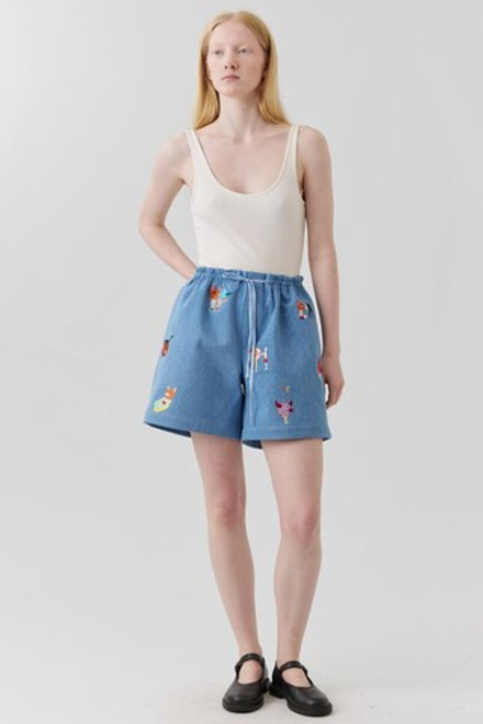 Шорты из голубой джинсы с вышивкой УСТА К УСТАМ х Кретенчук