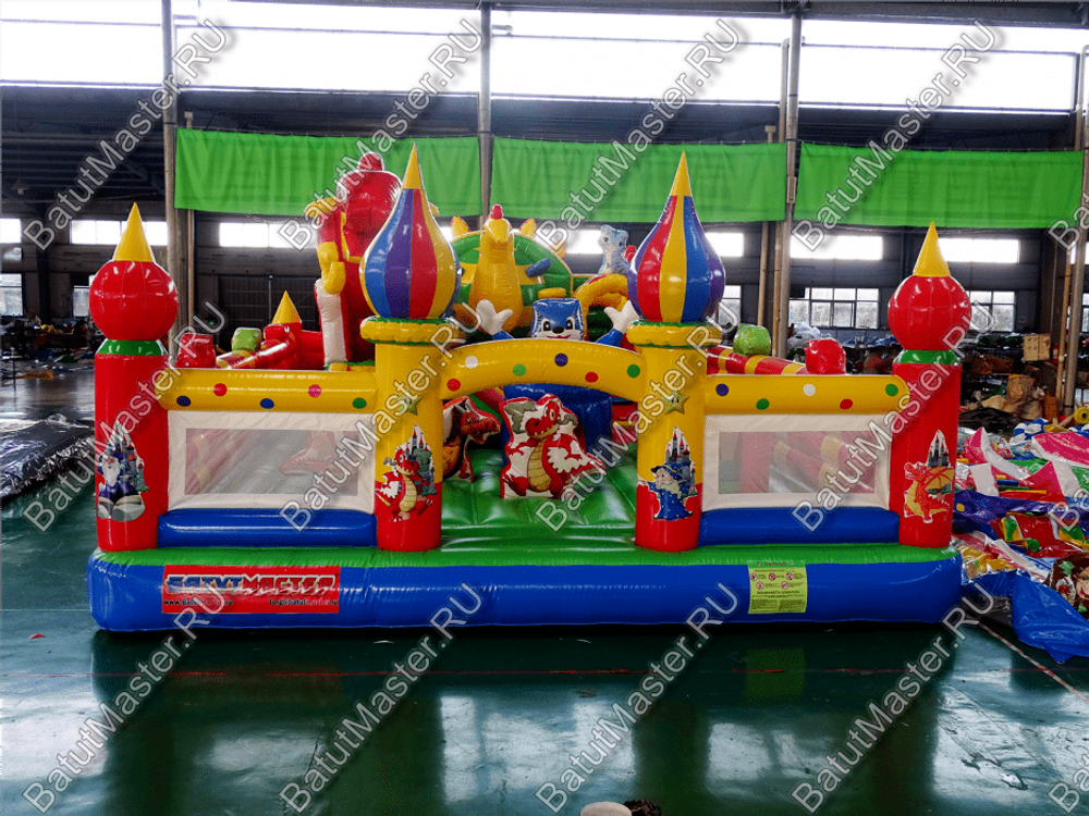 Недорогой батут "Красный дракон" 10*7*3.5 м