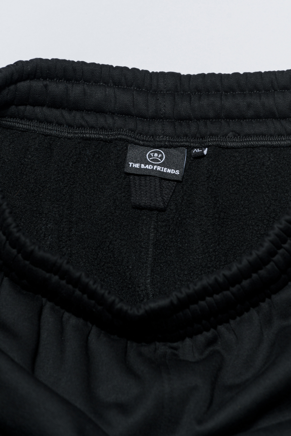 Штаны THE BAD FRIENDS Basic fit WRM черный Ш4 начес flecee