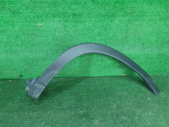 Расширитель передний правый Subaru Forester 5 SK (2018-н.в.)