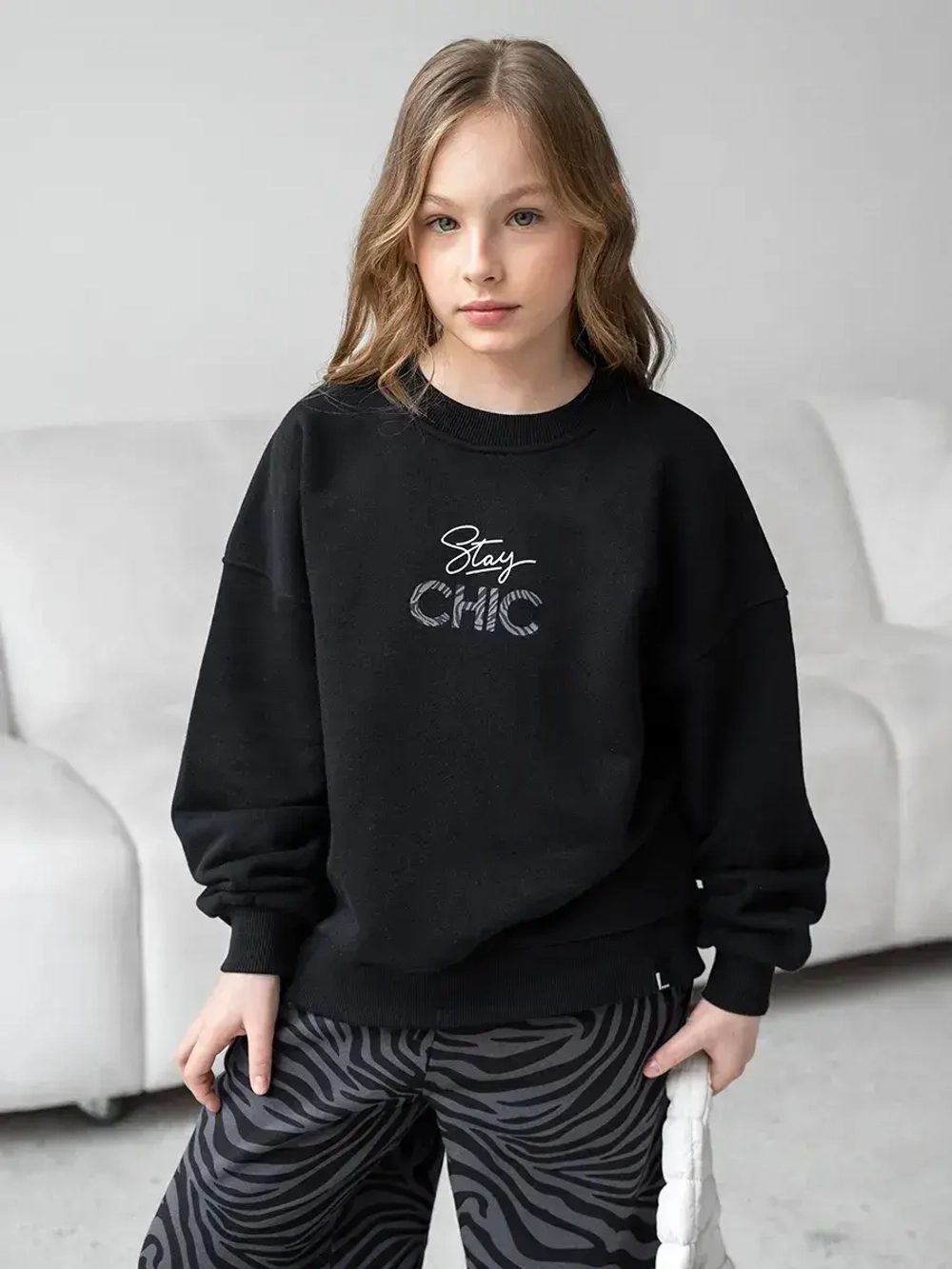 Спортивный костюм для девочки в школу