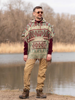 Пончо шерстяное с орнаментом