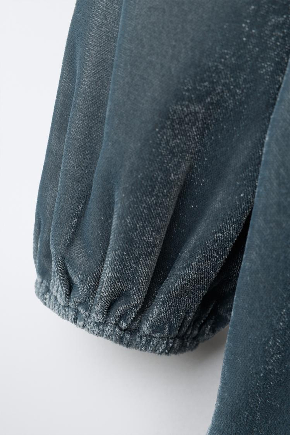 ZARA БАРХАТНОЕ ПЛАТЬЕ С ВЫШИВКОЙ, СИНИЙ