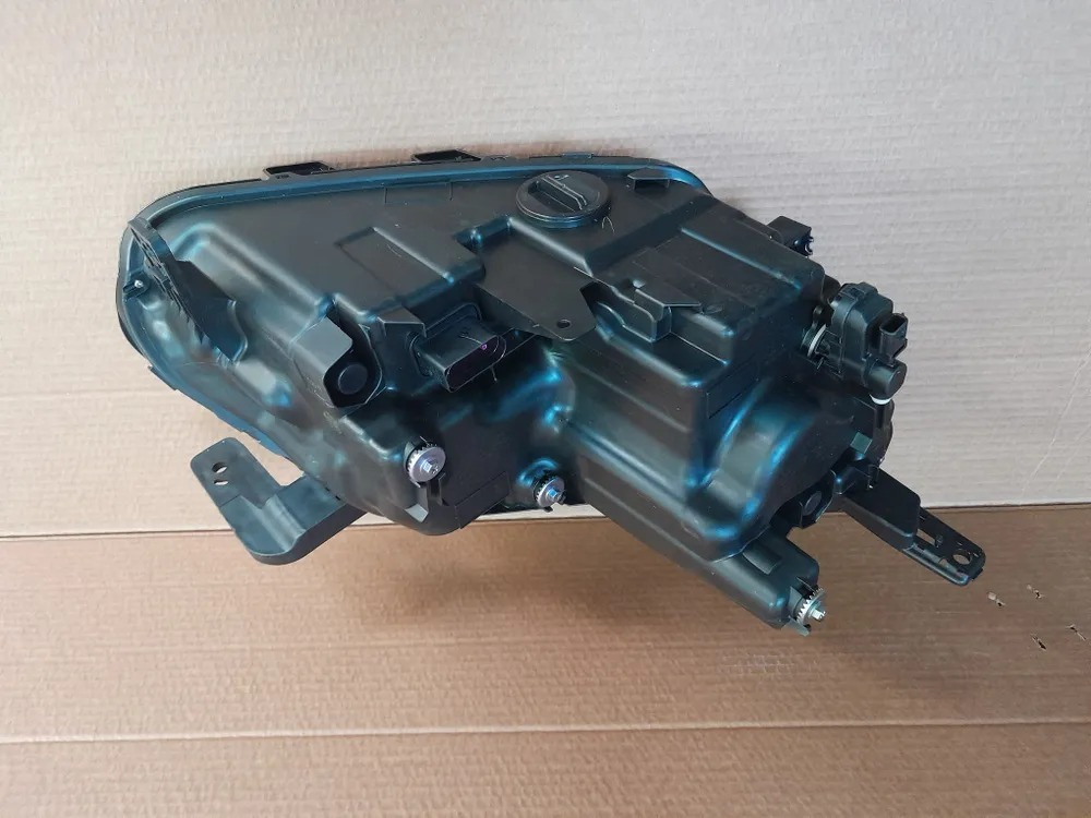 Фара левая Geely Coolray (SX11) orig