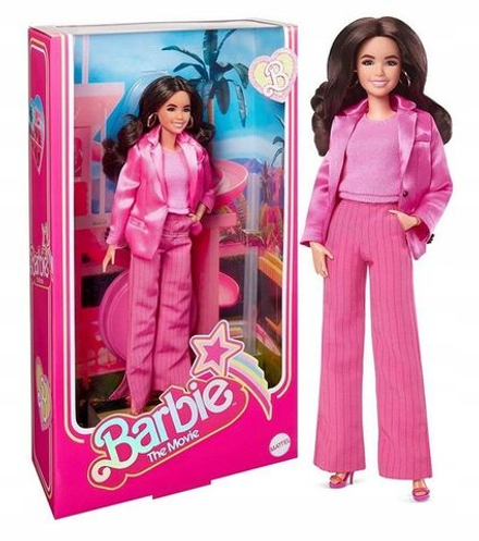 Кукла Barbie Mattel THE MOVIE DOLL GLORIA Кинокукла Барби Глория в культовом розовом костюме из фильма HPJ98