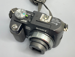 Sony Cyber-shot DSC-V3