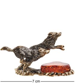 Народные промыслы AM-2809 Фигурка «Стая волков» (латунь, янтарь)