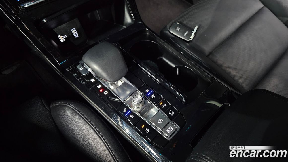Kia K7 (Cadenza) Premier 3.0 GDI Noblesse (12.2019)