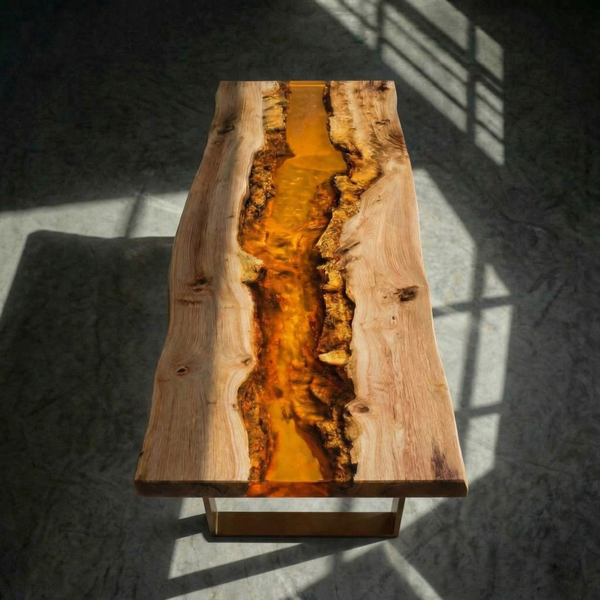 Стол «река» с янтарной смолой