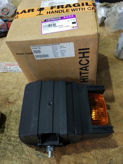 Фара в сборе правая 4465176 Hitachi оригинал