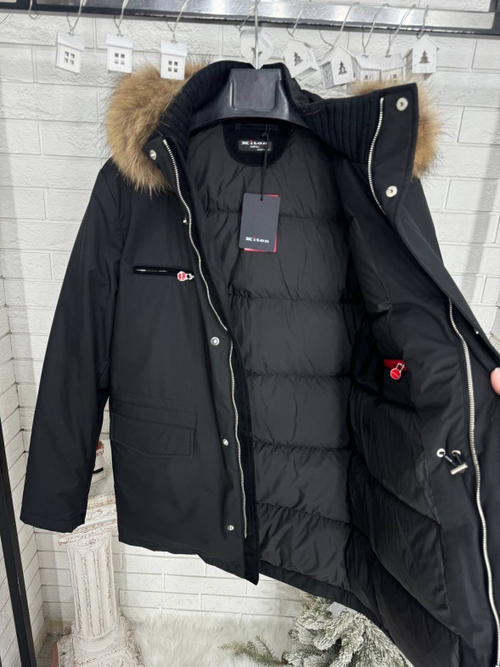 Пуховик Kiton