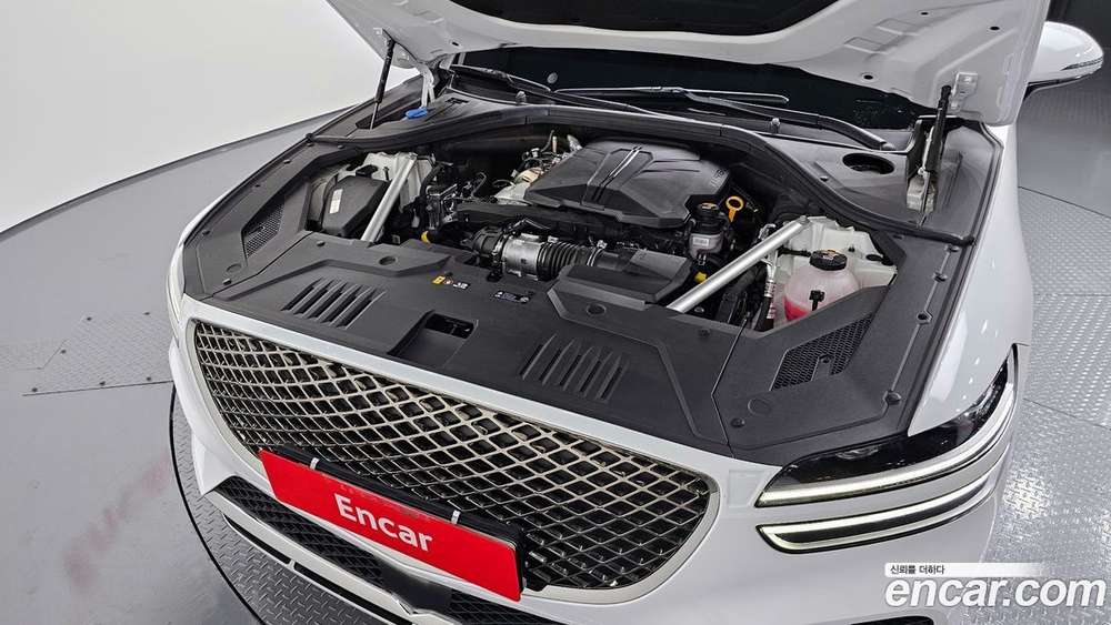 Genesis GV70 2.2 Дизель 2WD (04.2022)