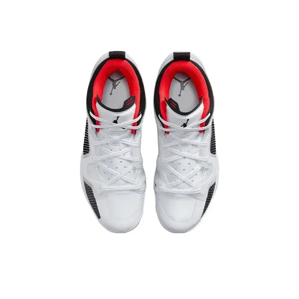 Мужские кроссовки Air Jordan 37 Low 'Siren Red' DQ4122-100