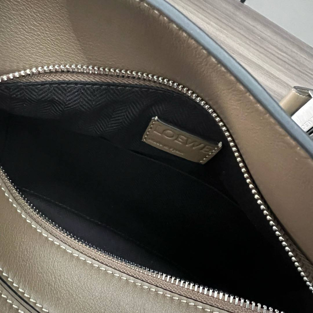 Поясная сумка Loewe
