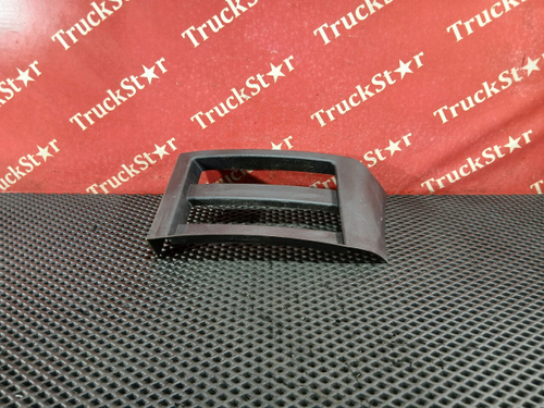 Накладка торпедо 2023г