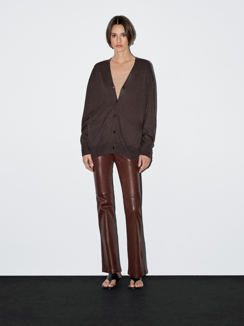 Massimo Dutti Длинный вязаный кардиган из смесовой льняной пряжи, шоколадно-коричневый