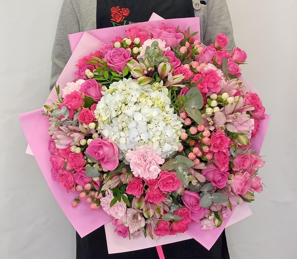 Букет с гортензией Нежный флер