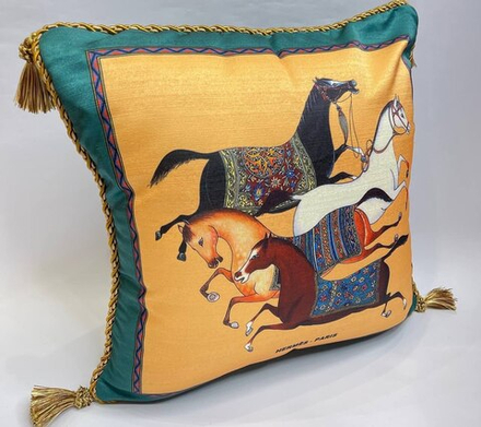 Подушка Hermes