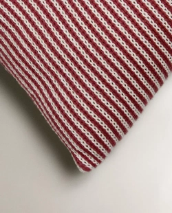 ZARA HOME ДЕТСКАЯ ПОДУШКА С ВЫШИВКОЙ В ВИДЕ БУКВЫ "G", КРАСНЫЙ