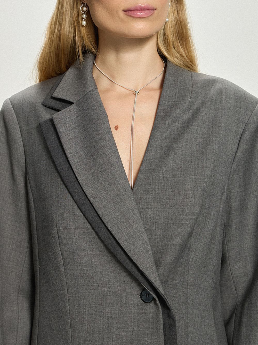 Жакет с двойным лацканом серая шерсть мериноса