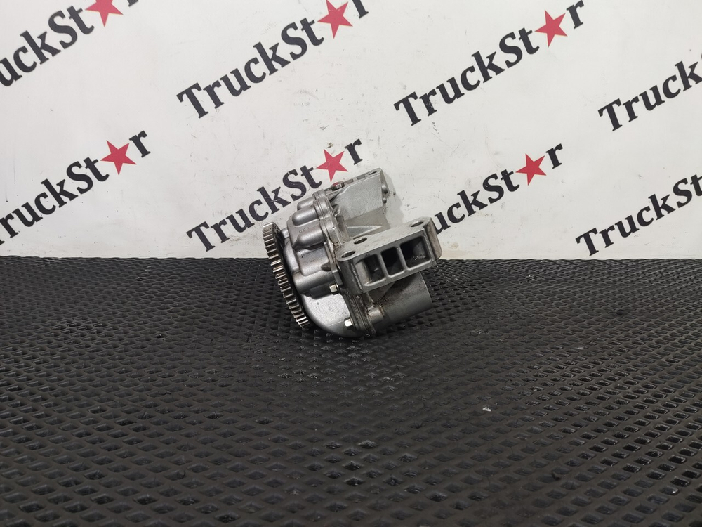 Насос масляный 2023г.