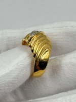 Кольцо с кристаллами