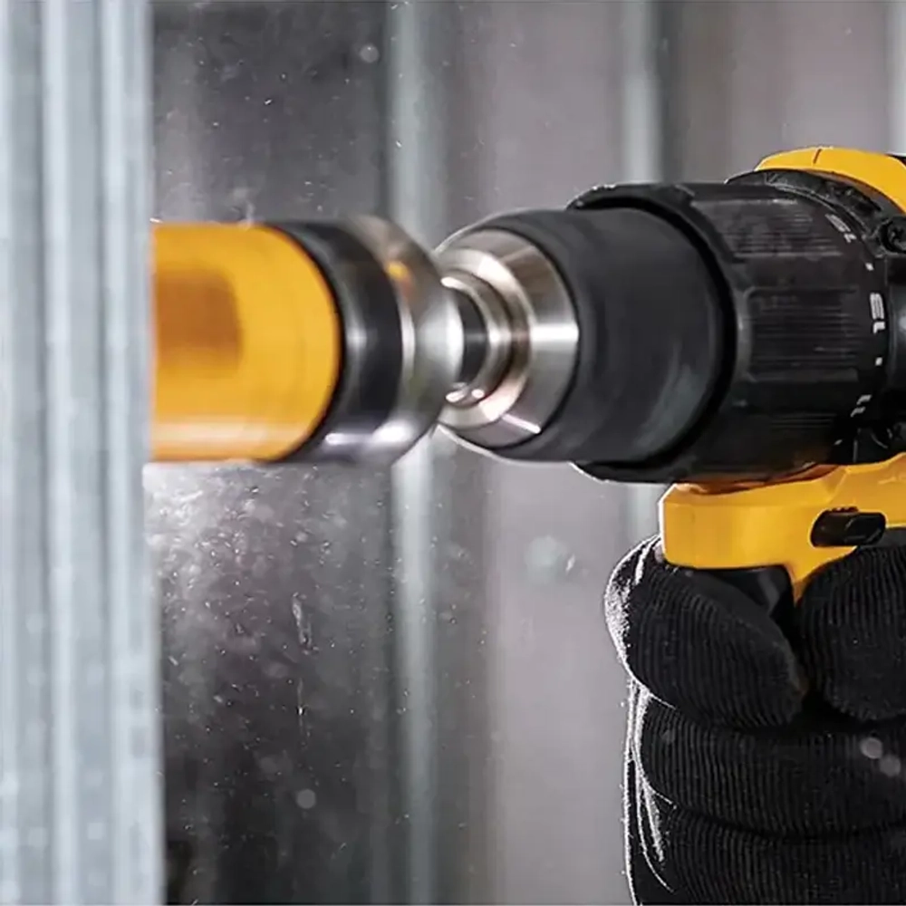 DeWalt DCD709L2T аккумуляторная ударная дрель-шуруповерт (2 x 3 Ач, ЗУ)