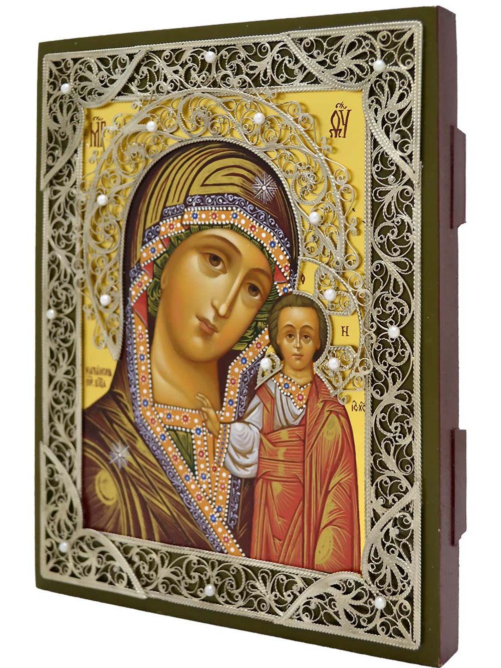 Казанская Божия Мать. Рукописная икона с серебряной филигранью.