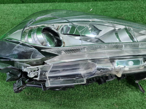 Битая Фара правая Nissan Murano Z52 (2014-2022) LED