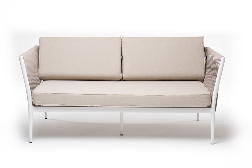 "Касабланка" диван 2-местный плетеный из роупа, каркас алюминий белый муар, роуп бежевый 20мм, ткань бежевая 15052