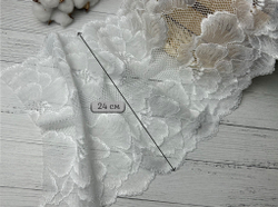 Кружево ЭЛАСТИЧНОЕ белое крупные цветы 24 см