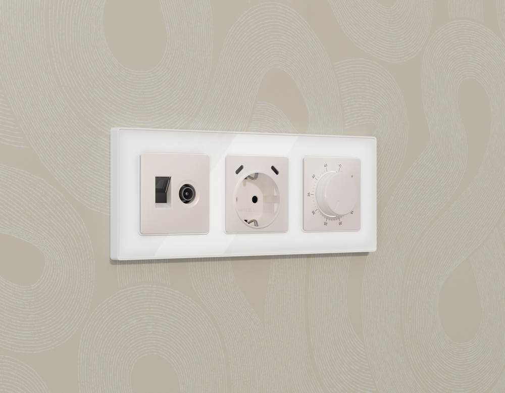 MA212510 Комплект механизма розетки компьютерной + TV оконечной RJ-45 с автоматической защитной шторкой ALFA Жемчуг QUANT (AP2125, VM195)