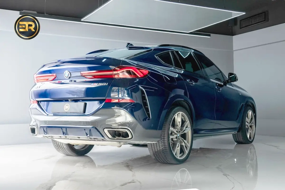 BMW X6 M50i