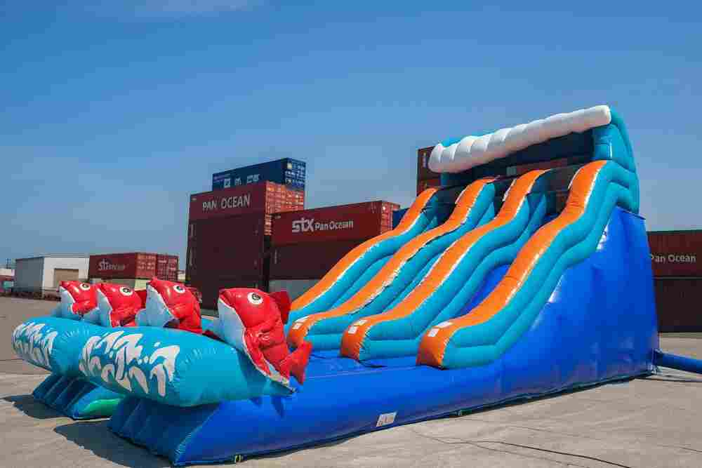 Надувная водная горка «Горка рыбки», 11*5,5*6 м