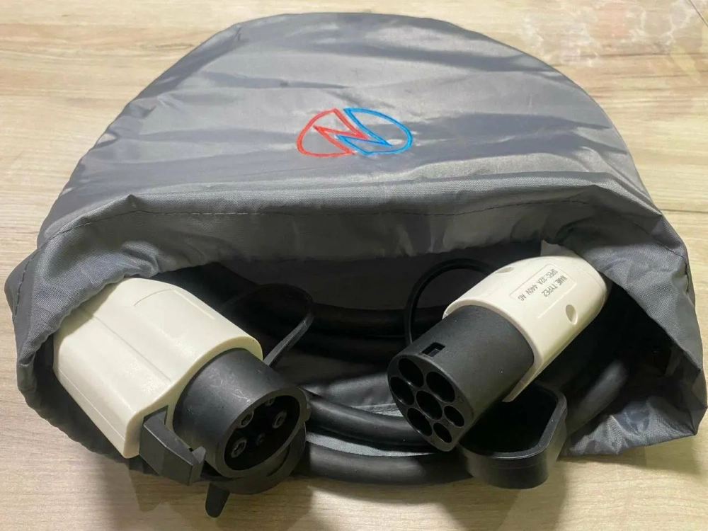 Кабель зарядный type 2 – type 1 16A/230/5m для электромобиля