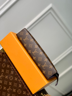 Louis Vuitton Toiletry Pouch On Chain