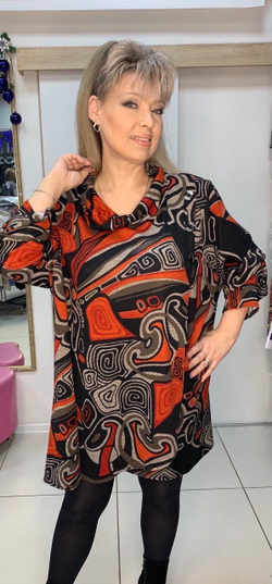 Цветной блузон с запахом и пуговками