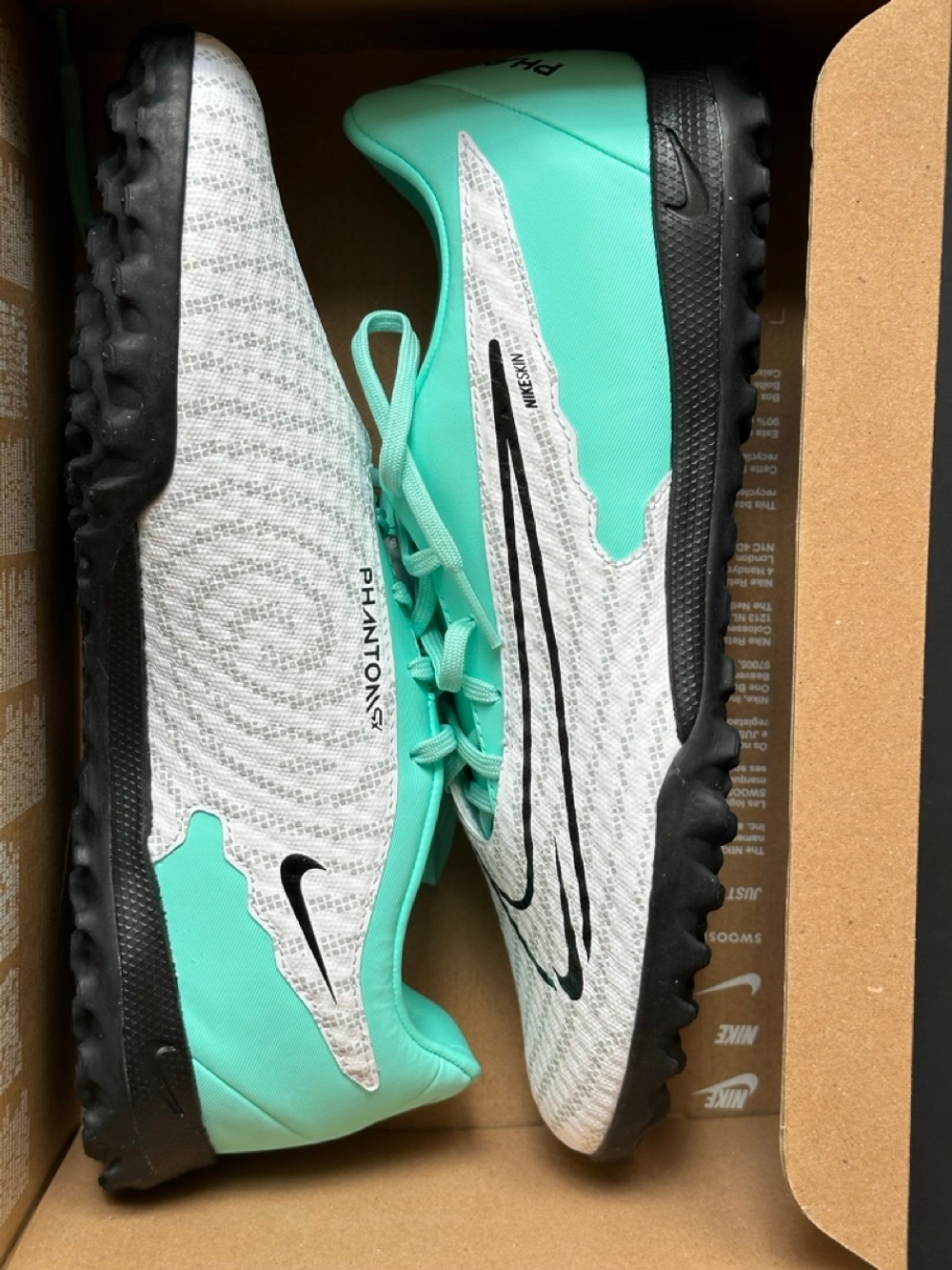 Nikeskin phantom online