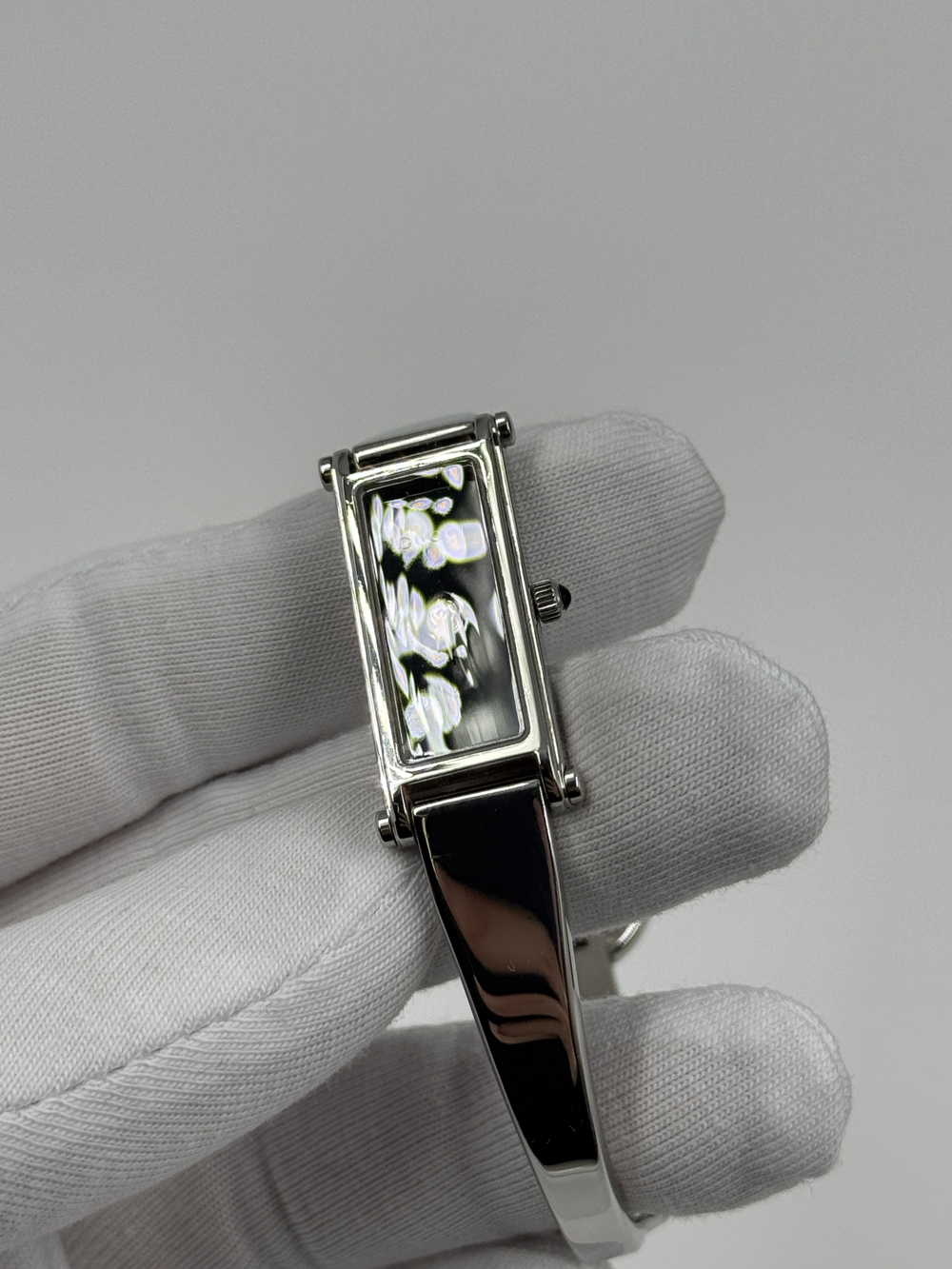 Часы Gucci 1500L