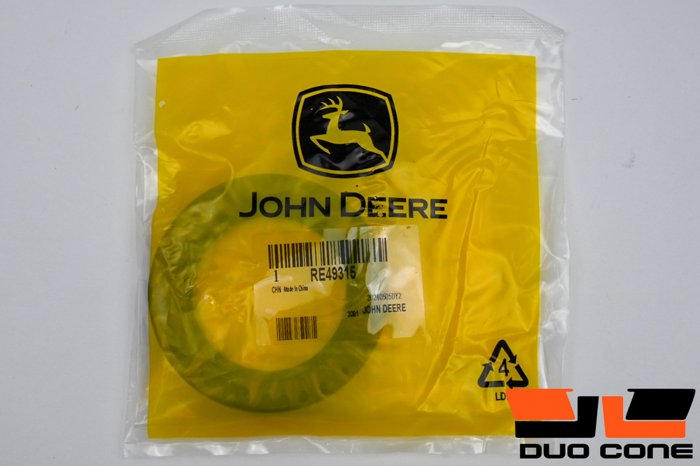 Армированная манжета (Сальник) RE49315 John Deere