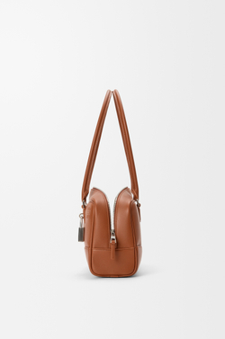 Loewe Укороченная сумка Amazona 31 из блестящей телячьей кожи, светло-коричневый