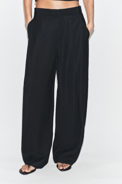 ZARA СТРУЯЩИЕСЯ БРЮКИ СО СКЛАДКАМИ, ЧЕРНЫЙ