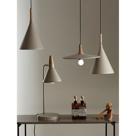 Лампа настольная thor, D21х58 см, бежевая