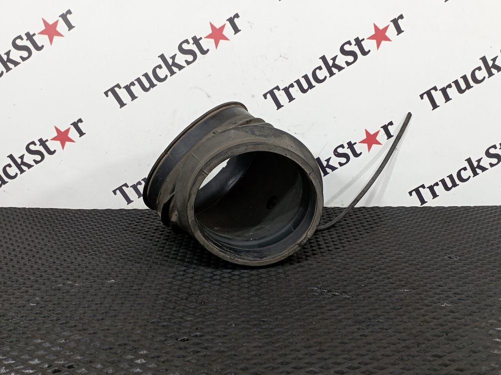 Патрубок воздушного фильтра