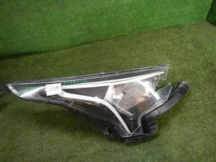 Битая Фара правая Kia Rio 4 (2020-н.в.) галоген