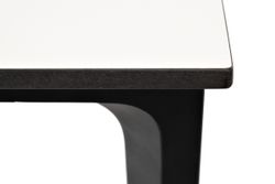 "Малага" обеденный стол из HPL 90х90см, цвет молочный, каркас черный