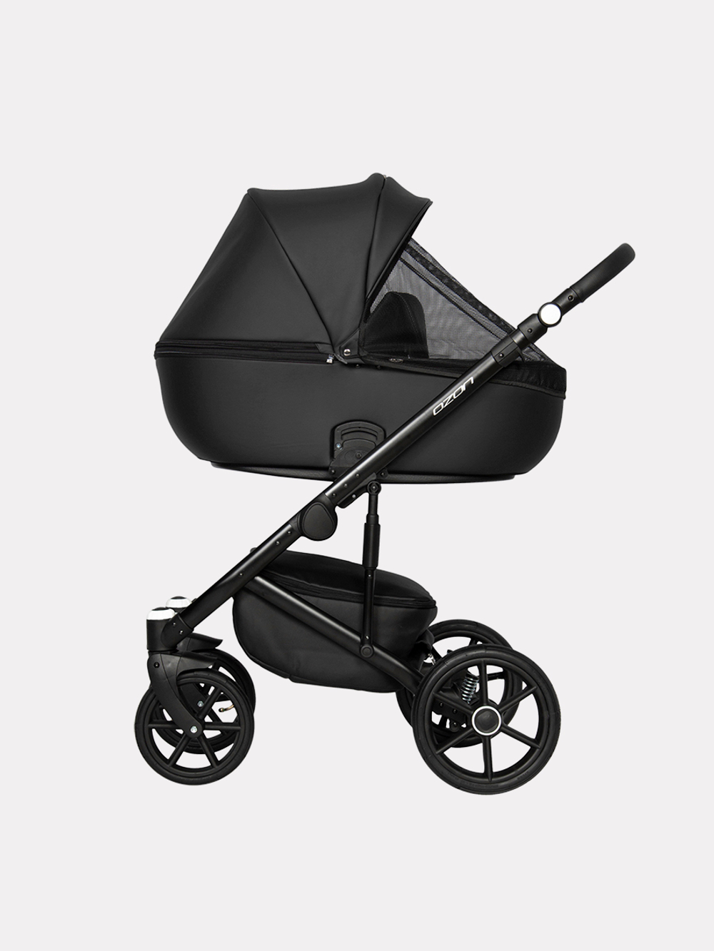 Коляска  OZON (3 в 1) (RIKO BASIC) 06 черный