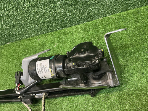 Механизм крышки багажника Mercedes V w447 (14-нв)